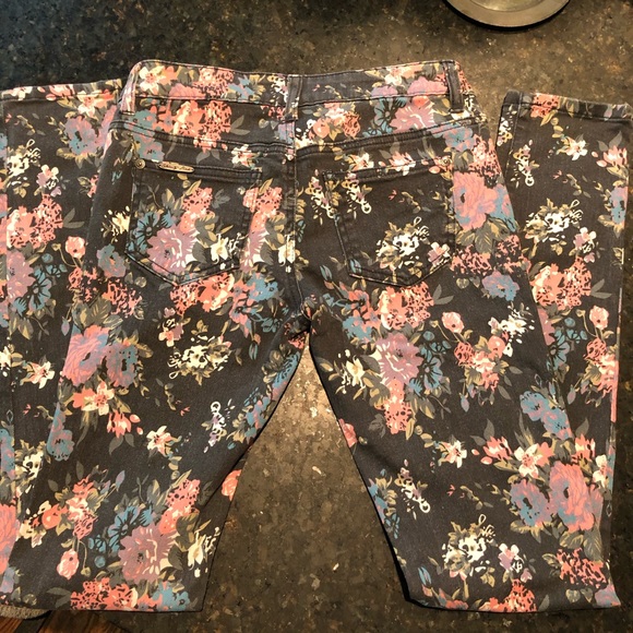 Floral Denim Skinny Jeans - Picture 5 of 10